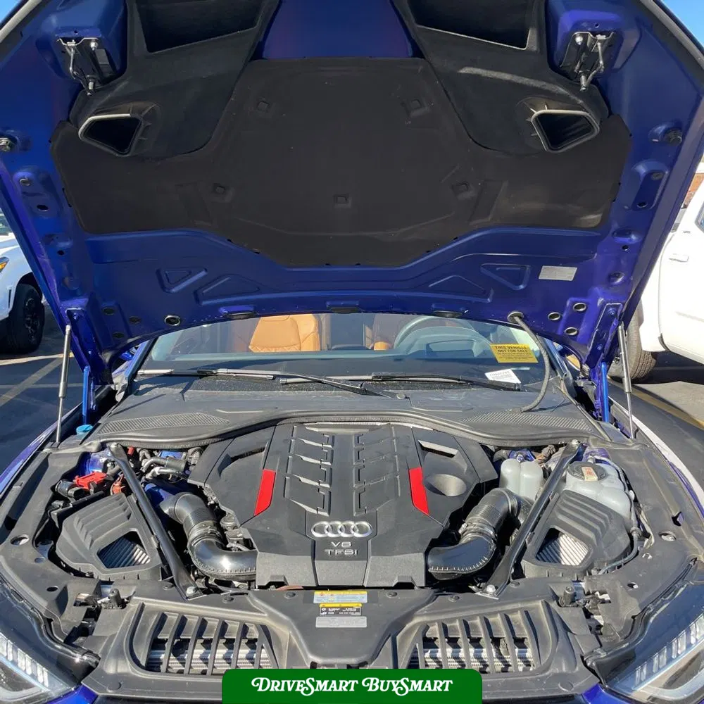 2023 Audi S8