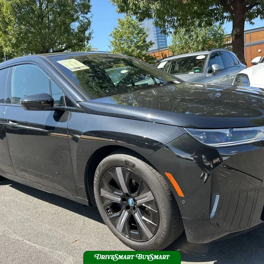 2025 BMW iX xDrive50