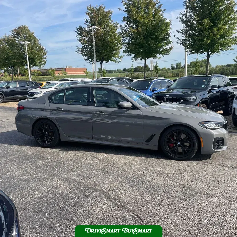 2022 BMW 5-Series M550xi