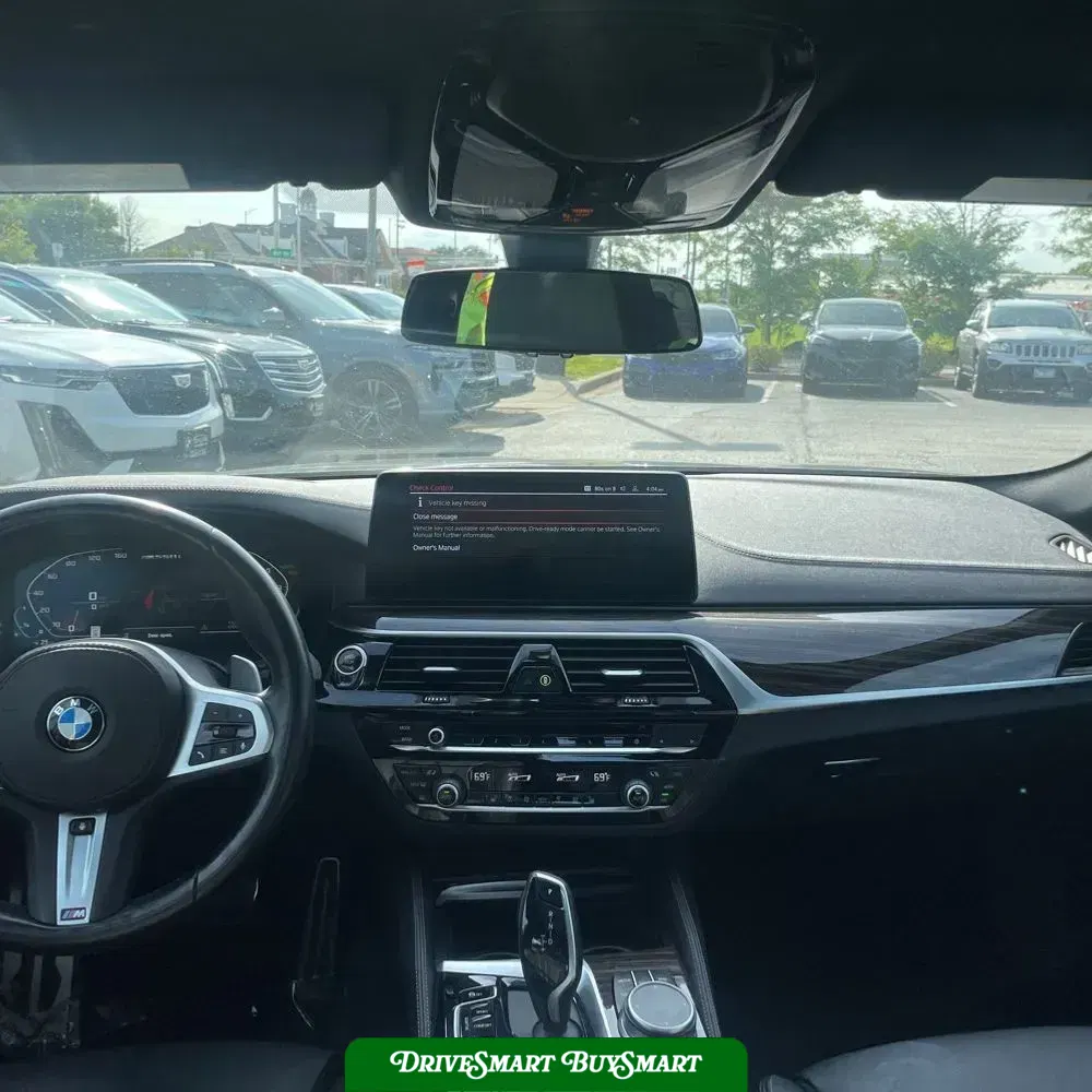 2022 BMW 5-Series M550xi
