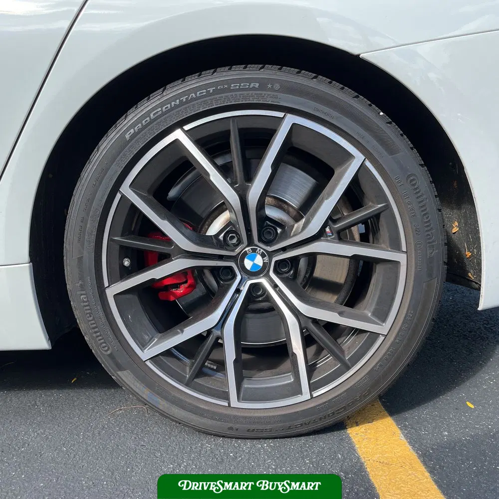 2023 BMW 5-Series M550xi