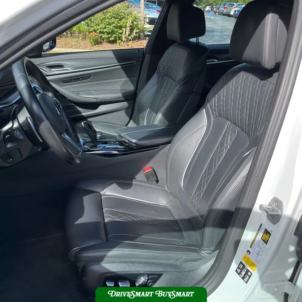 2023 BMW 5-Series M550xi