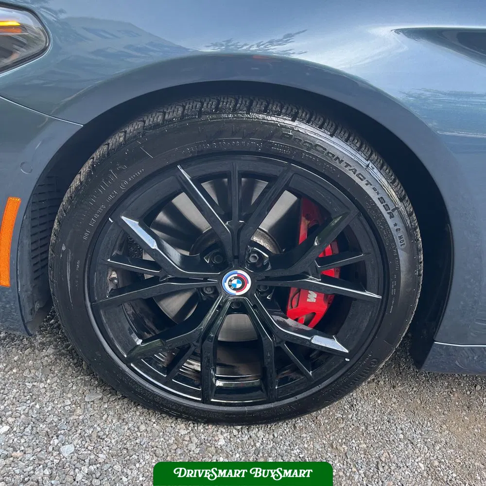 2023 BMW 5-Series M550xi