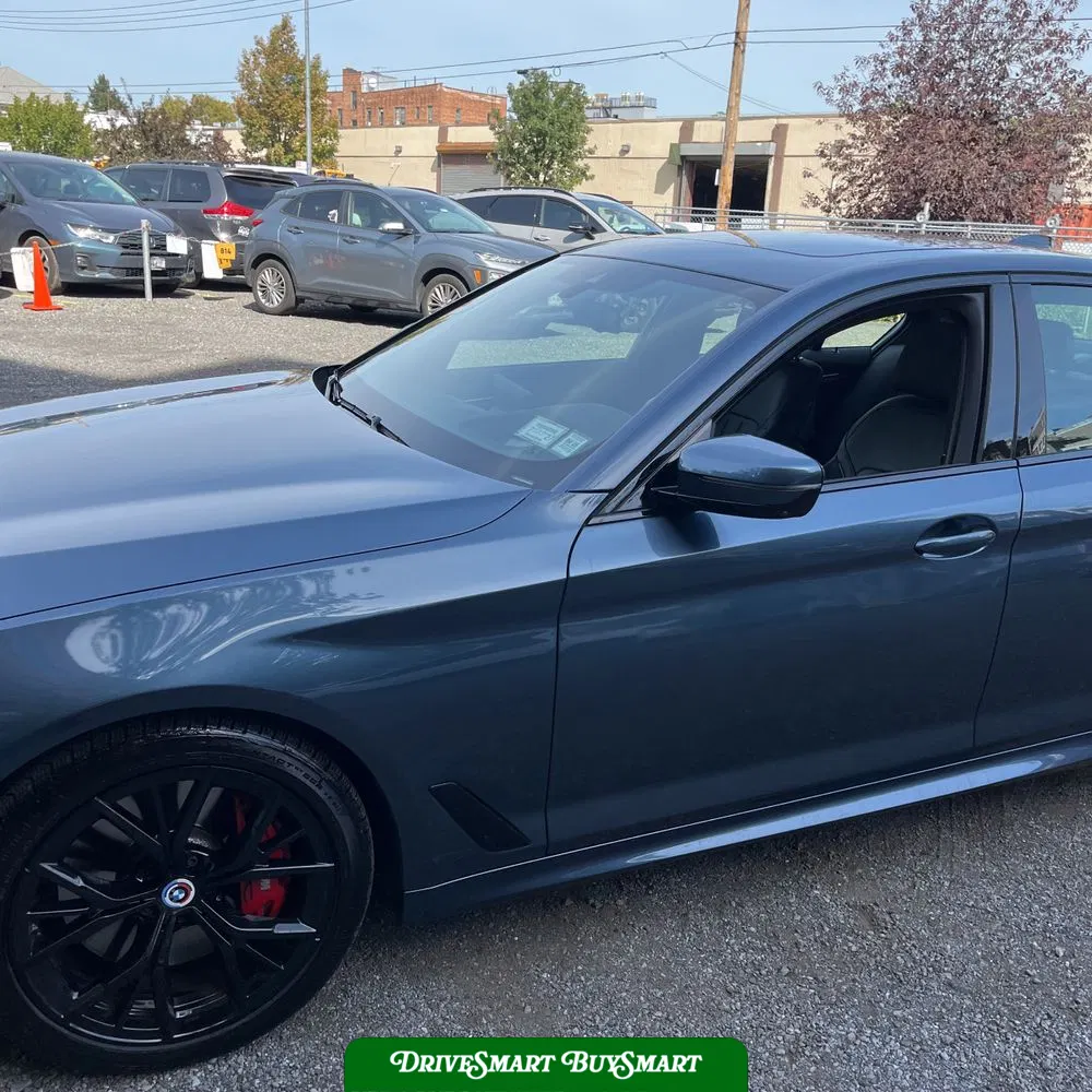 2023 BMW 5-Series M550xi