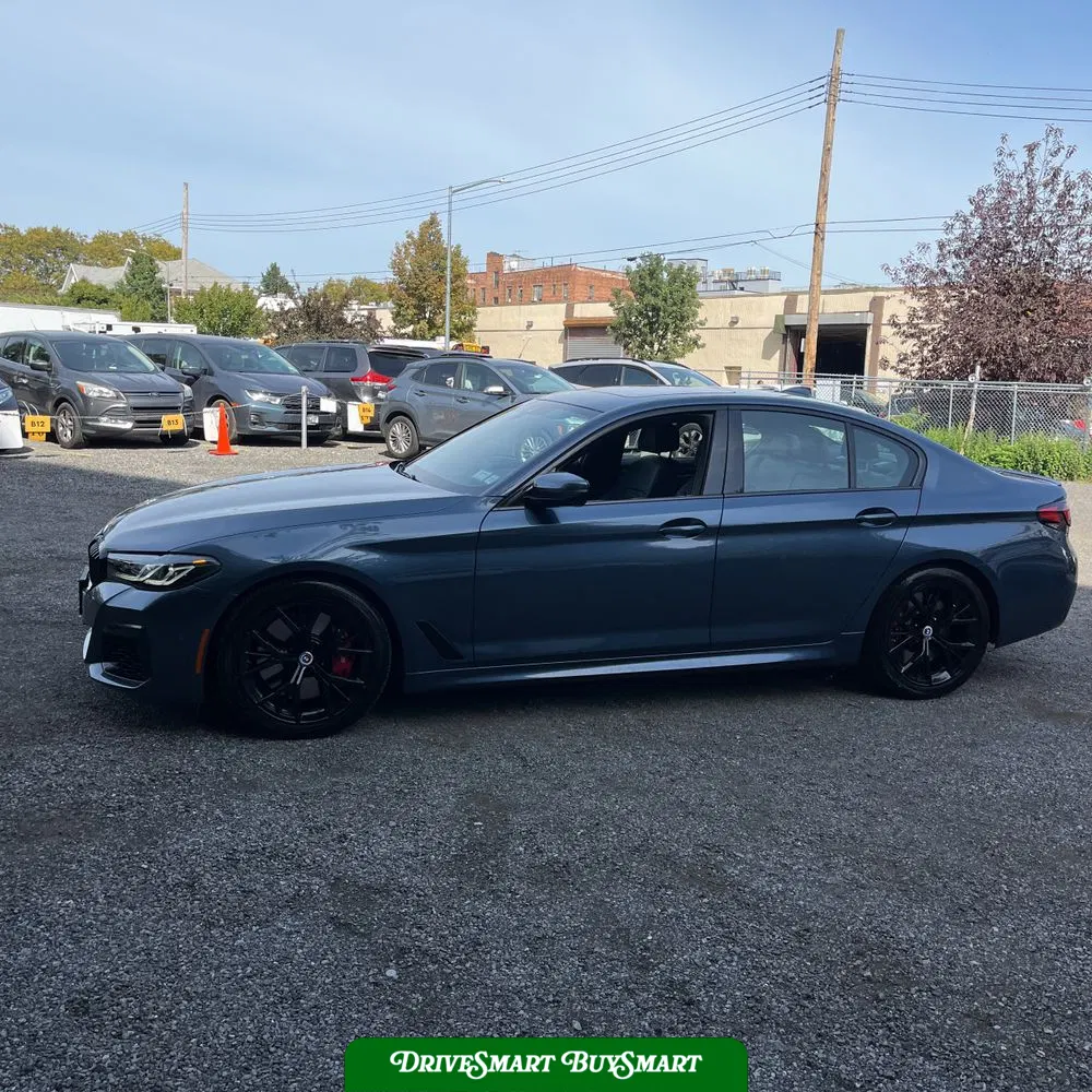 2023 BMW 5-Series M550xi