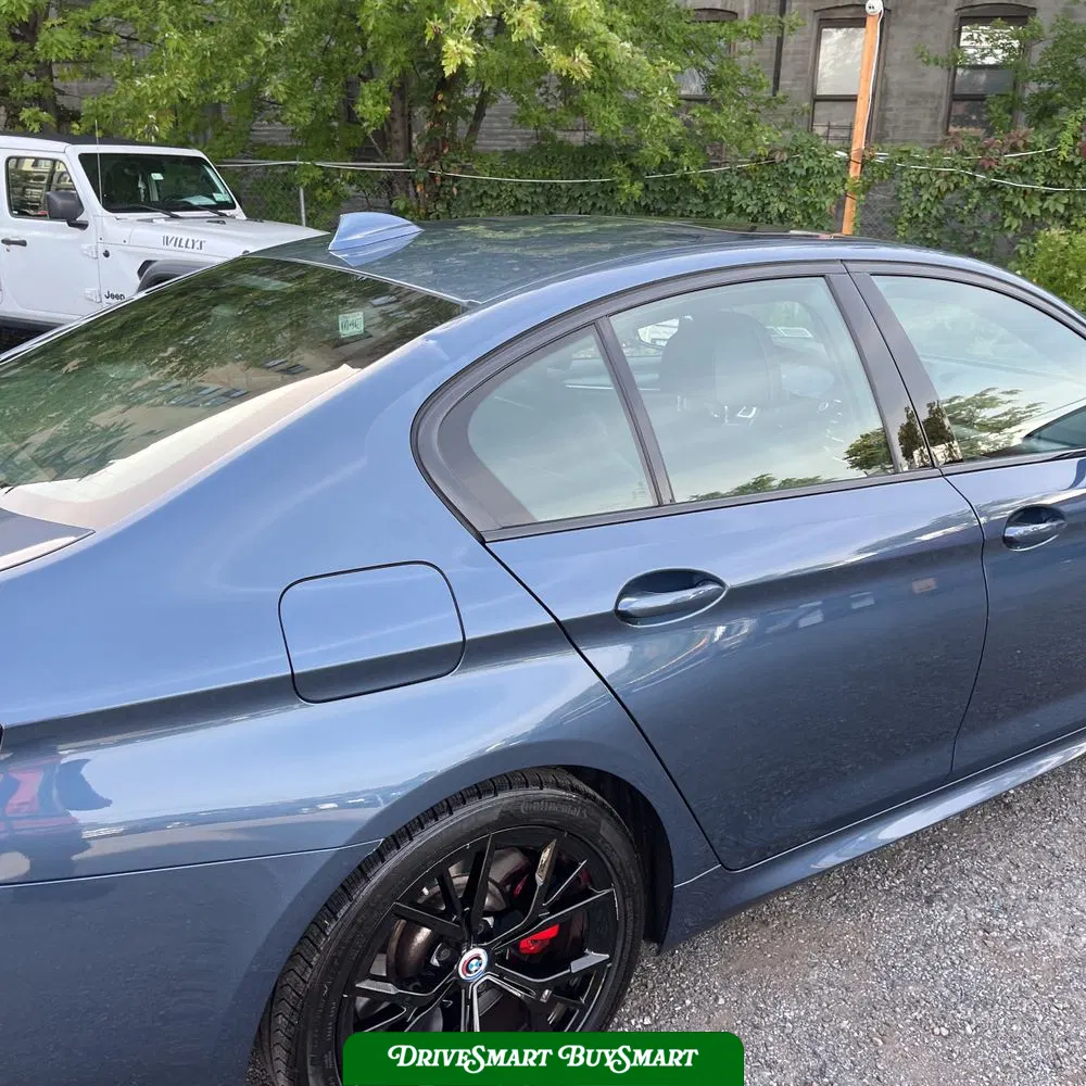 2023 BMW 5-Series M550xi