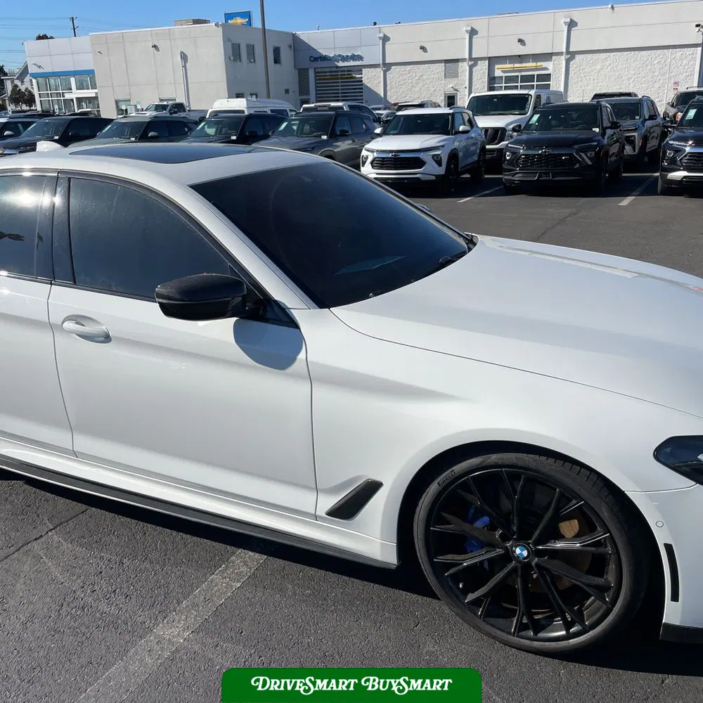 2022 BMW 5-Series M550xi