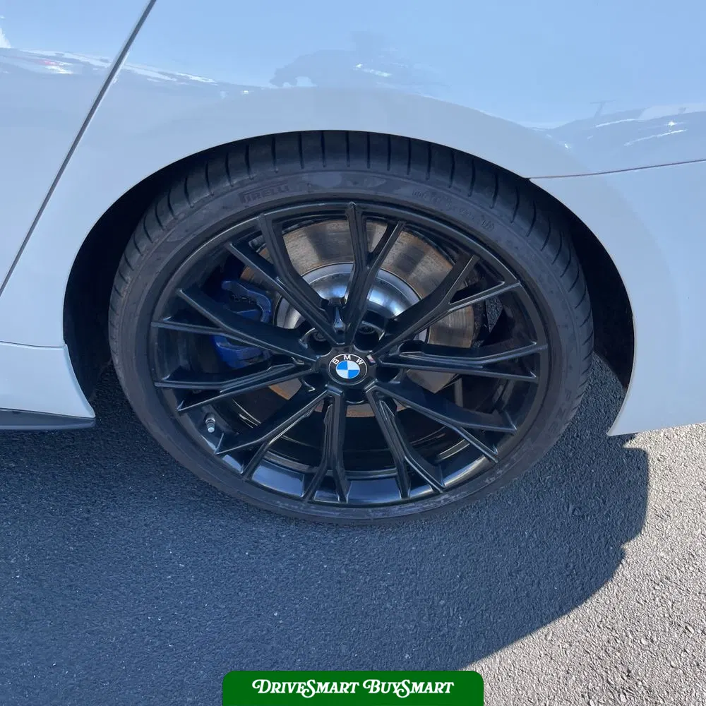 2022 BMW 5-Series M550xi