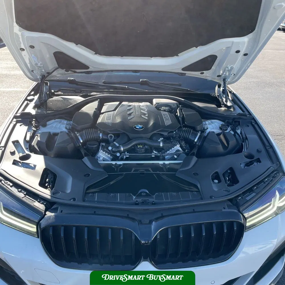 2022 BMW 5-Series M550xi