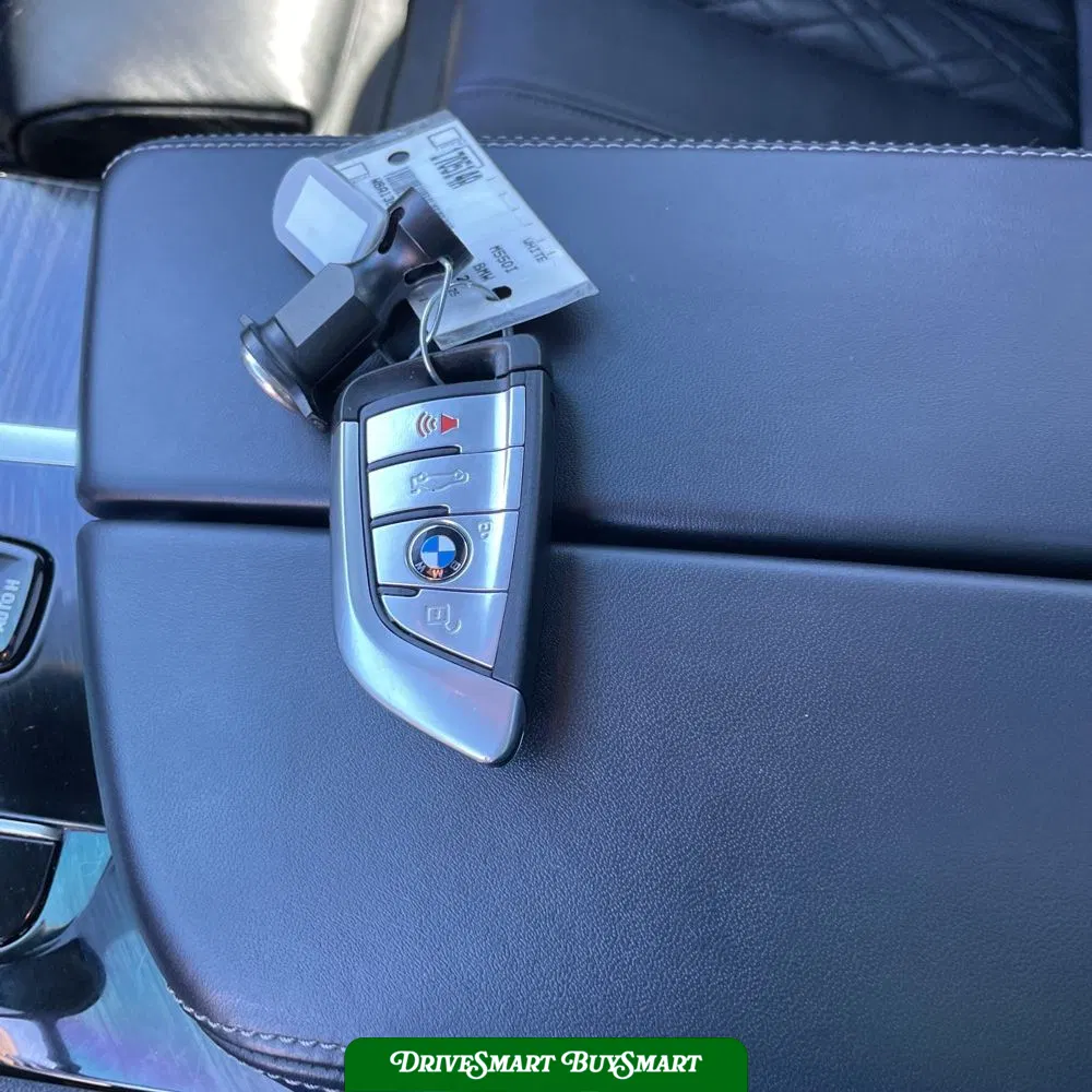 2022 BMW 5-Series M550xi