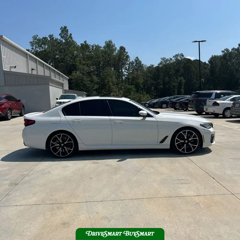 2021 BMW 5-Series M550xi