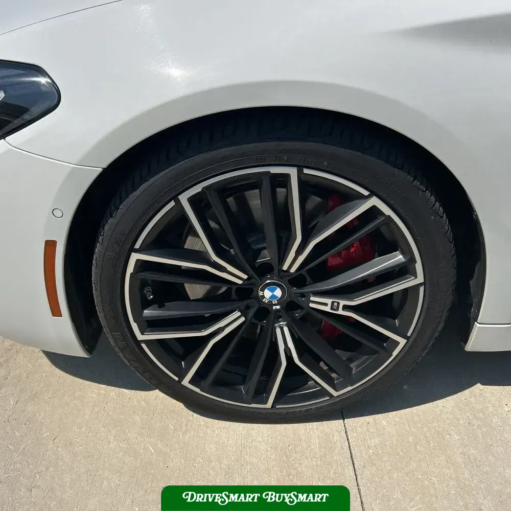 2021 BMW 5-Series M550xi