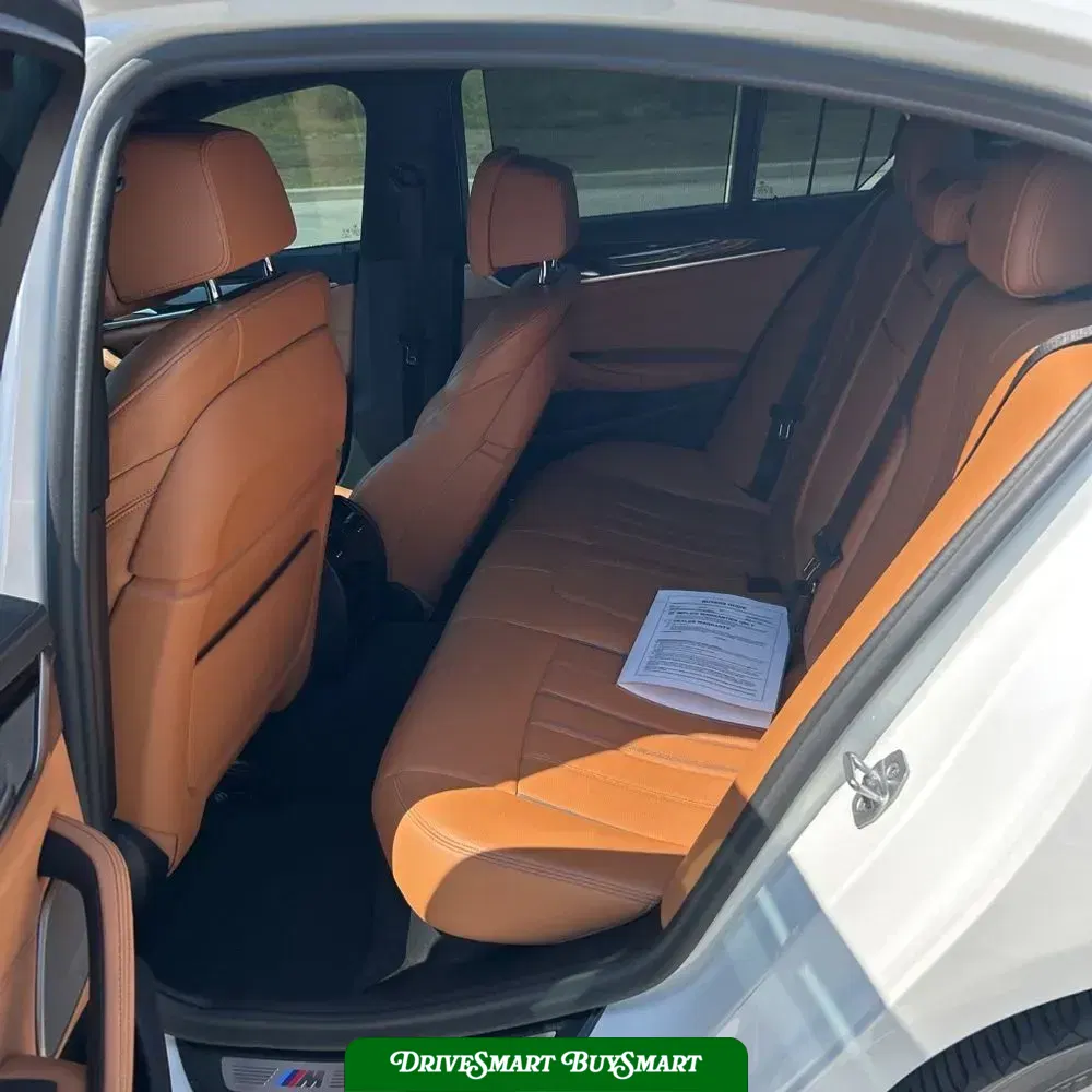 2021 BMW 5-Series M550xi