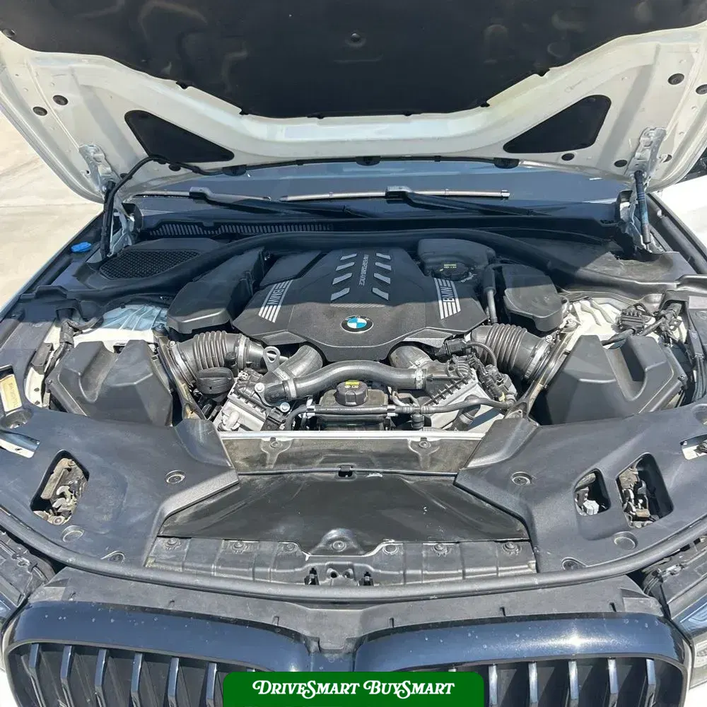 2021 BMW 5-Series M550xi