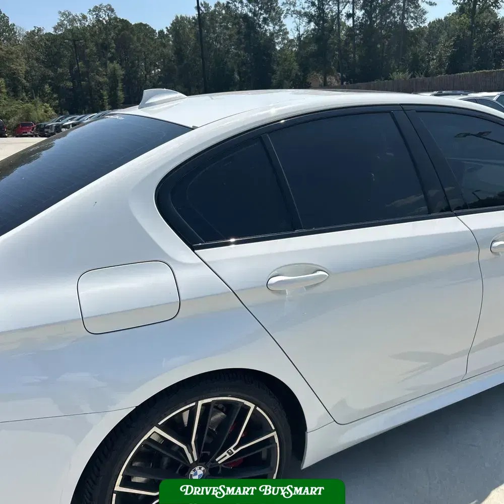 2021 BMW 5-Series M550xi