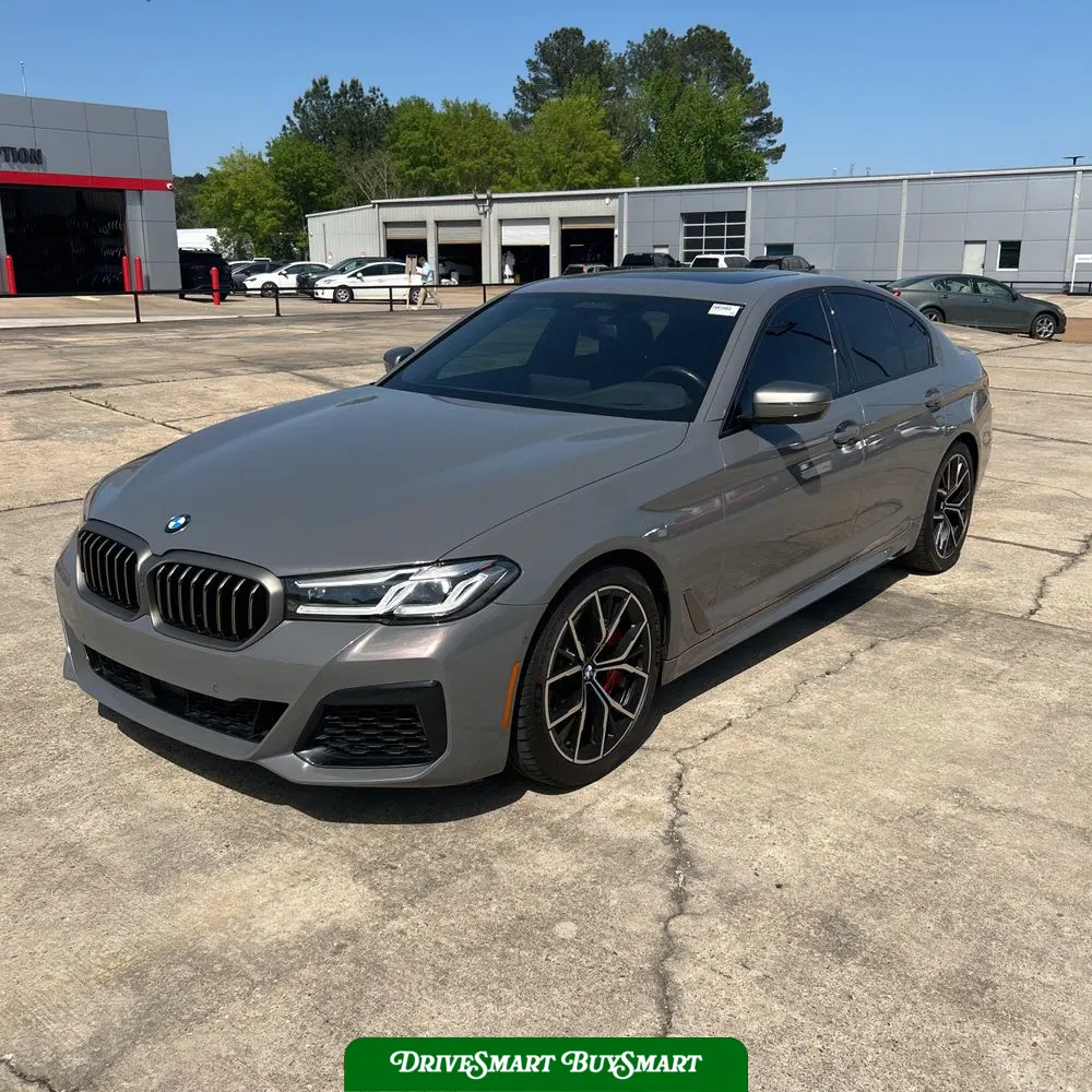 2022 BMW 5-Series M550xi