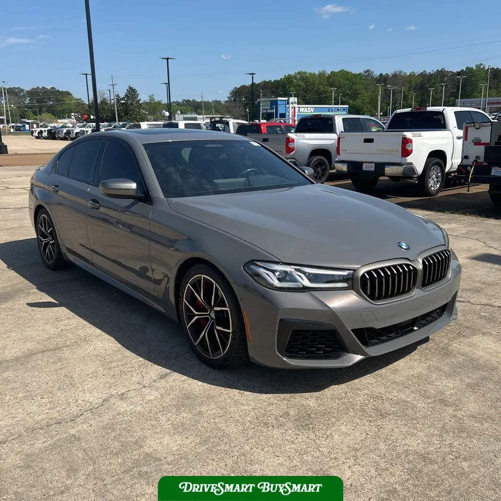 2022 BMW 5-Series M550xi