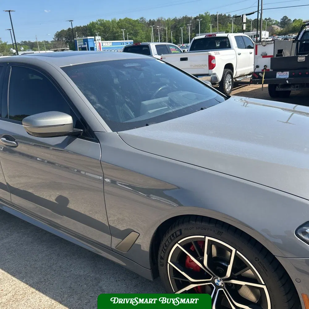 2022 BMW 5-Series M550xi