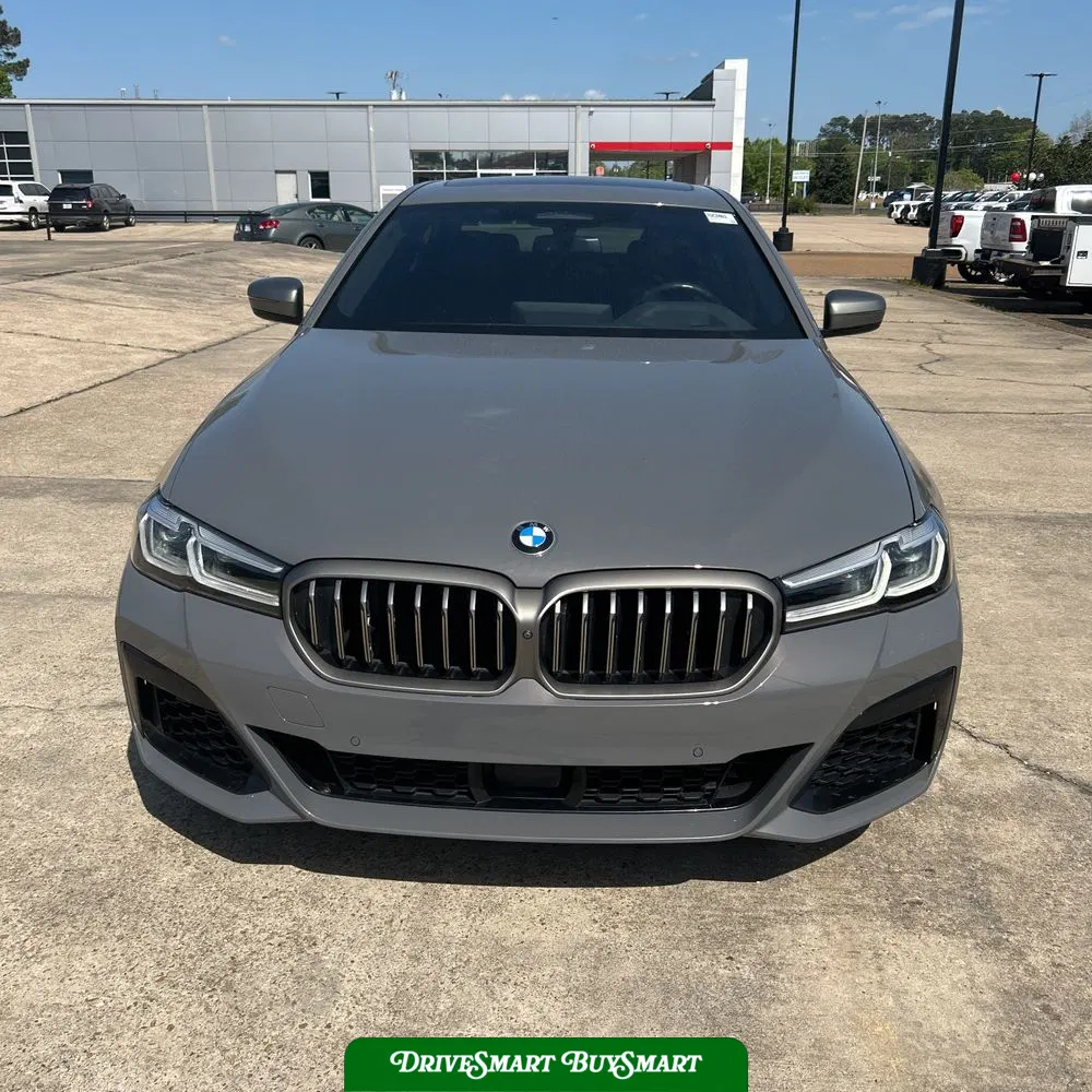 2022 BMW 5-Series M550xi
