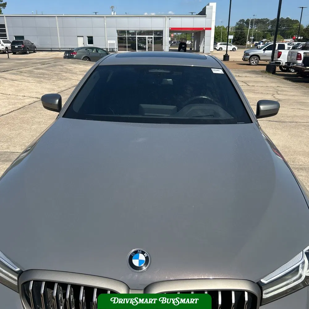 2022 BMW 5-Series M550xi