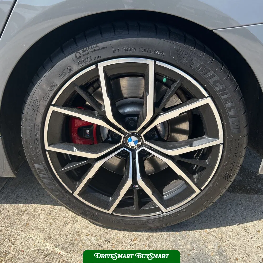 2022 BMW 5-Series M550xi