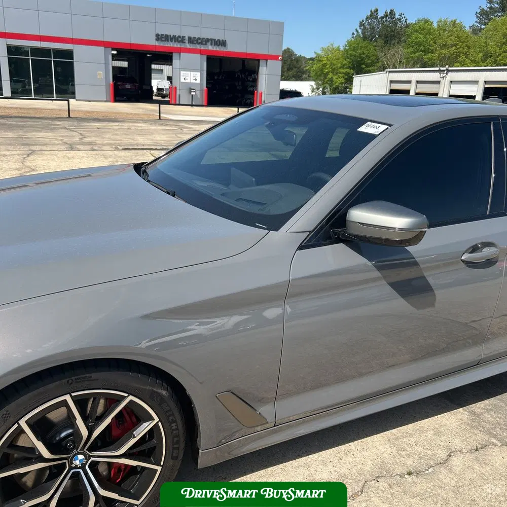 2022 BMW 5-Series M550xi