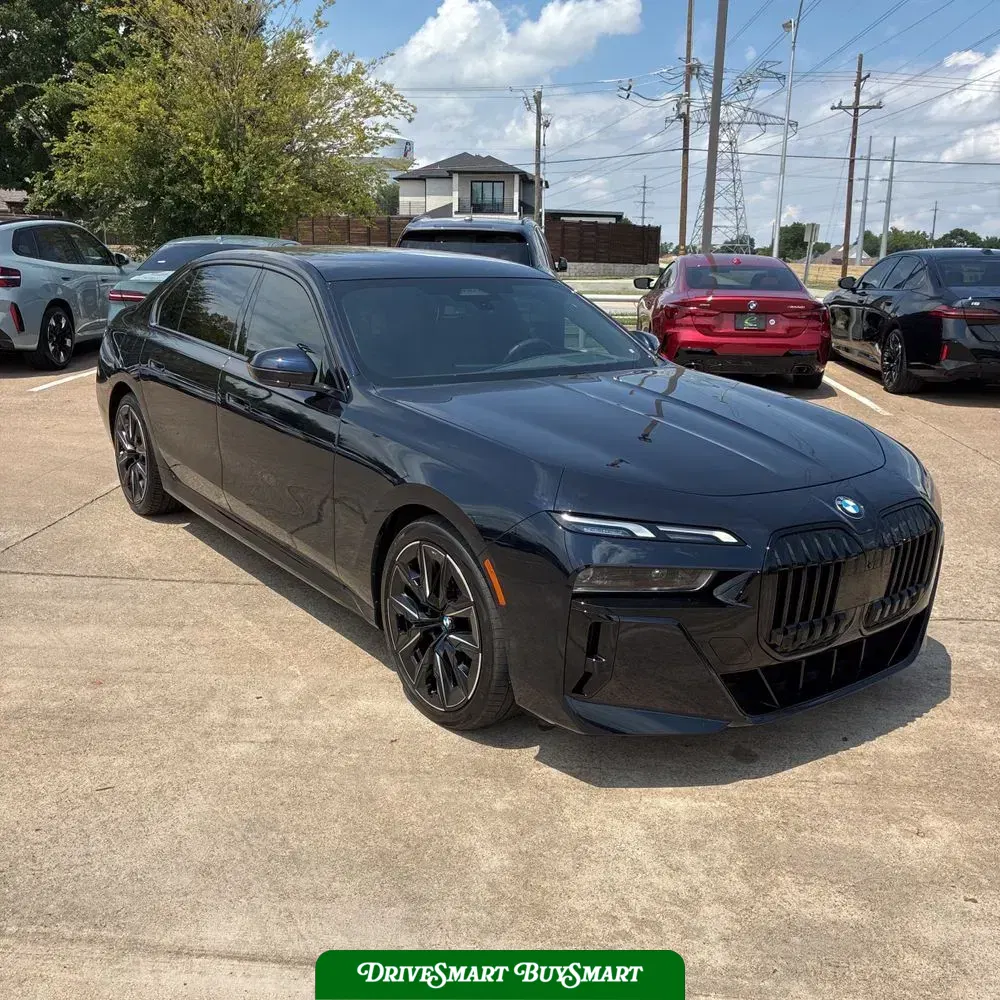 2023 BMW 7-Series 740i