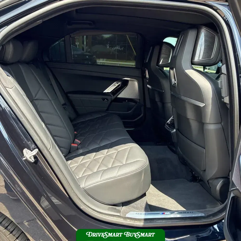 2023 BMW 7-Series 740i