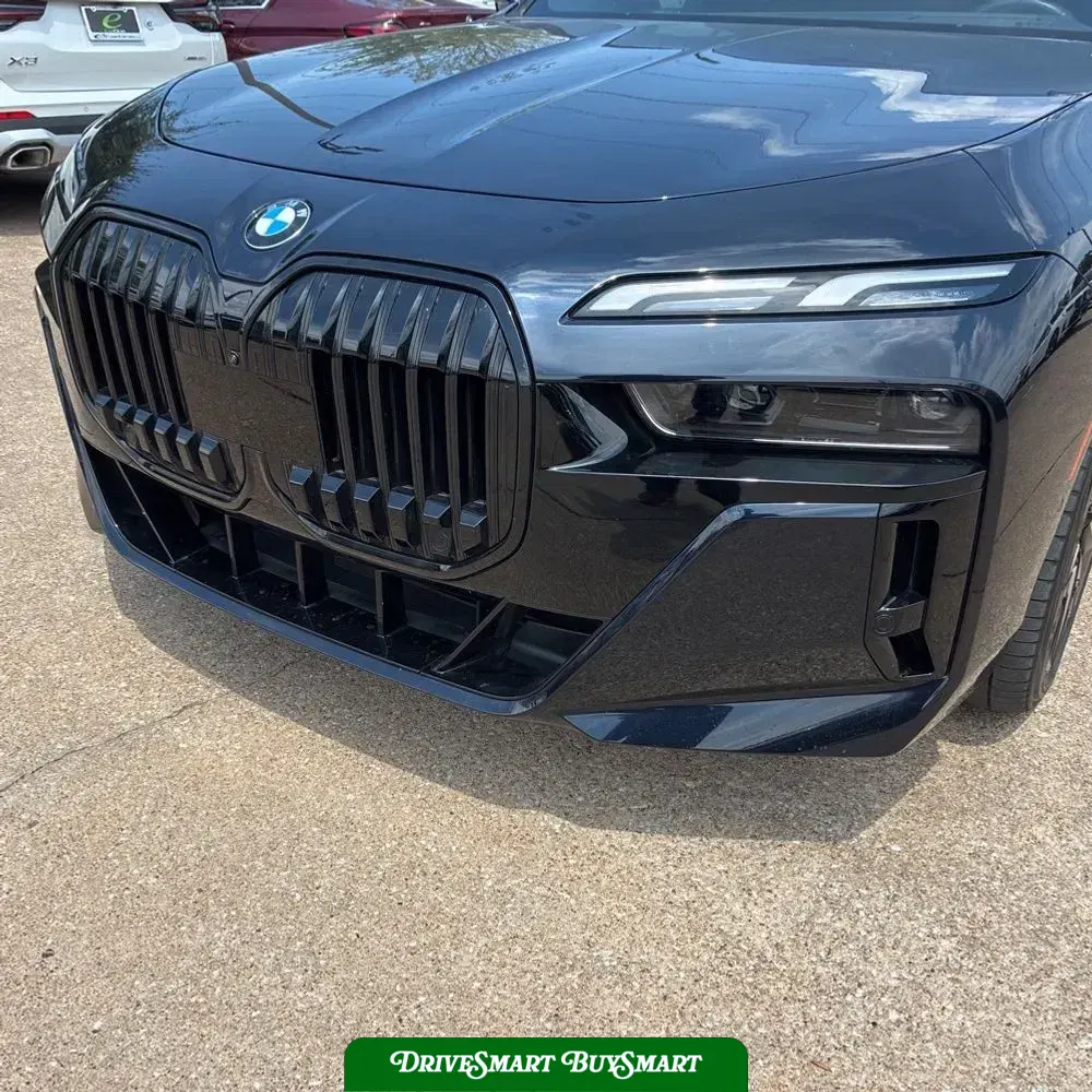 2023 BMW 7-Series 740i