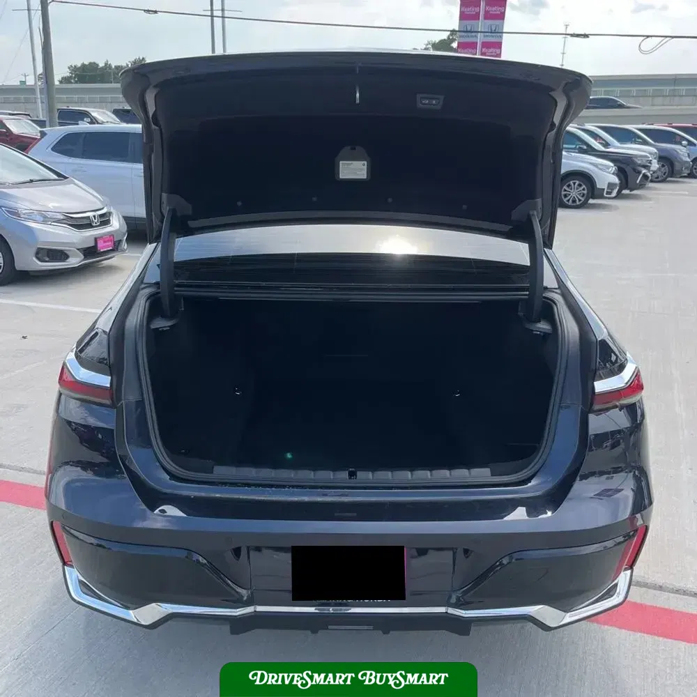 2024 BMW 7-Series 740i