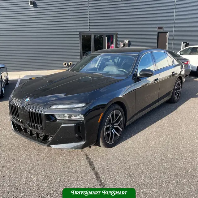 2023 BMW 7-Series 760xi