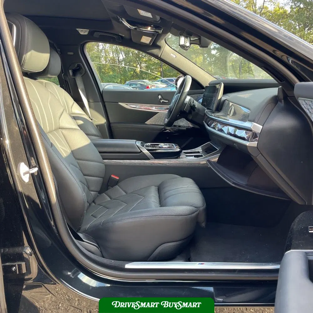 2023 BMW 7-Series 760xi
