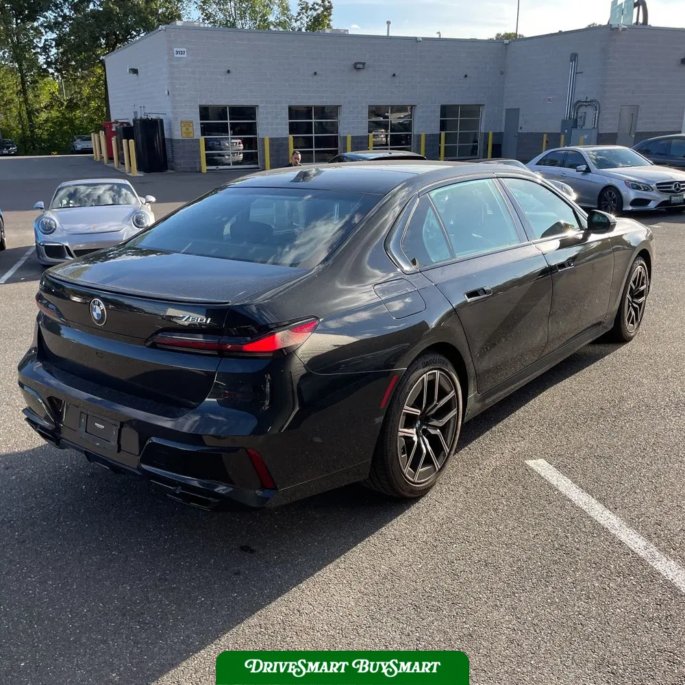 2023 BMW 7-Series 760xi