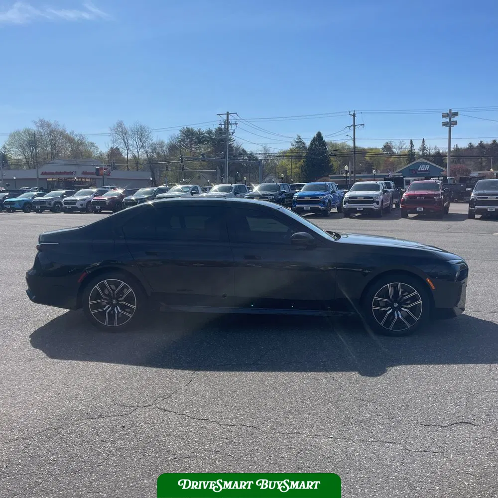 2023 BMW 7-Series 760xi