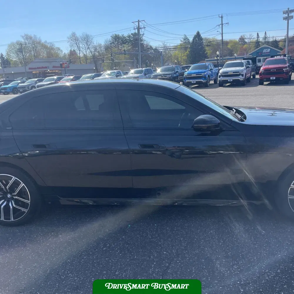 2023 BMW 7-Series 760xi