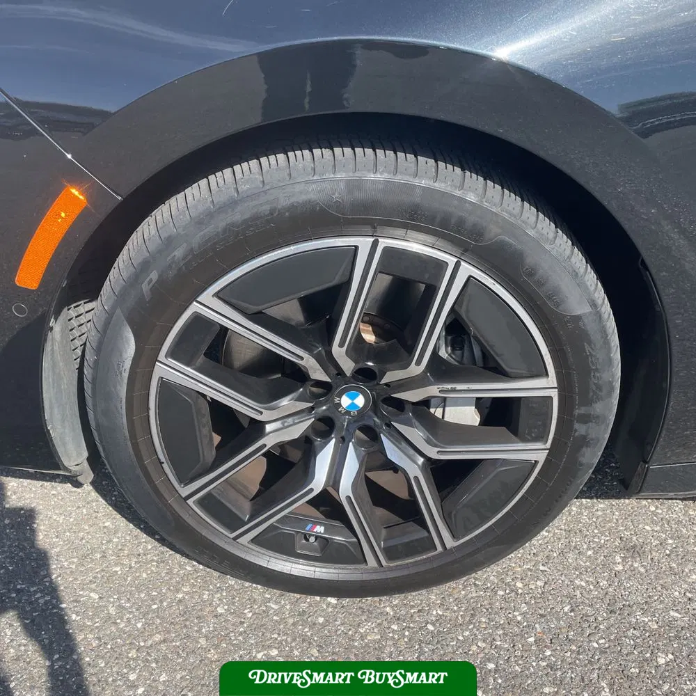 2023 BMW 7-Series 760xi