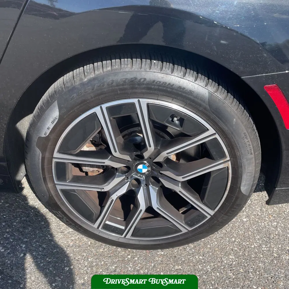 2023 BMW 7-Series 760xi