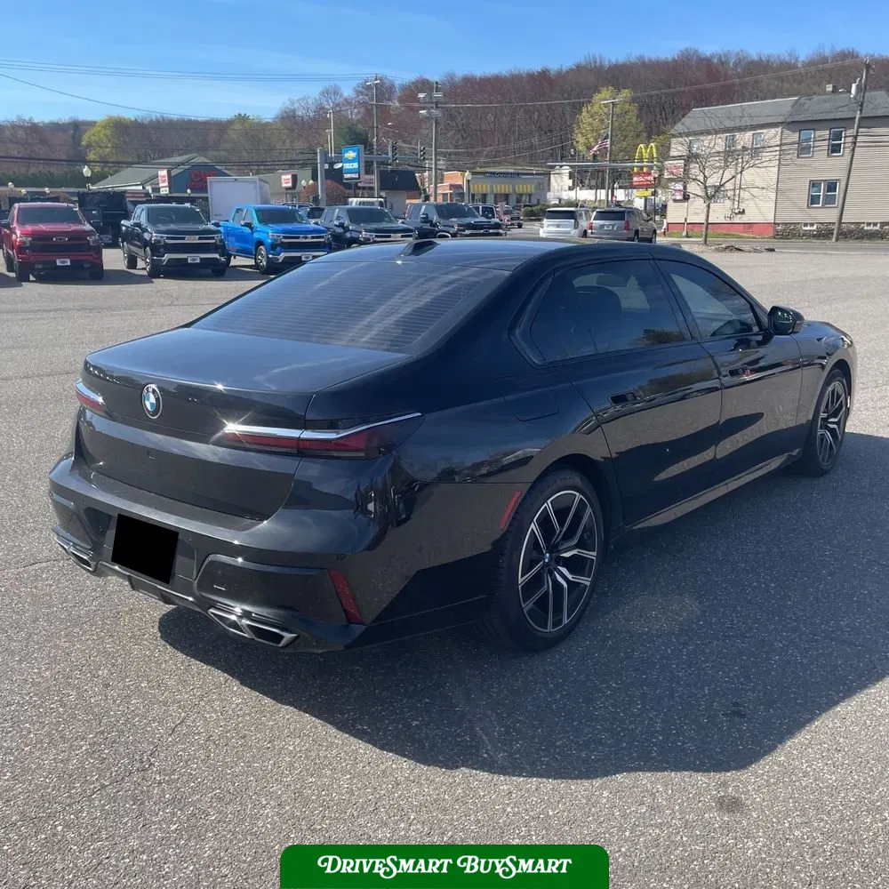 2023 BMW 7-Series 760xi
