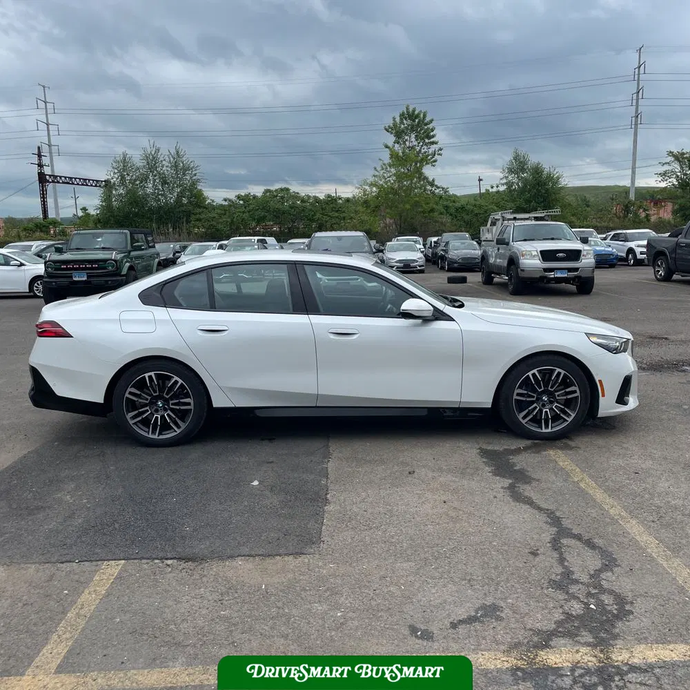 2025 BMW 5-Series 540i xDrive