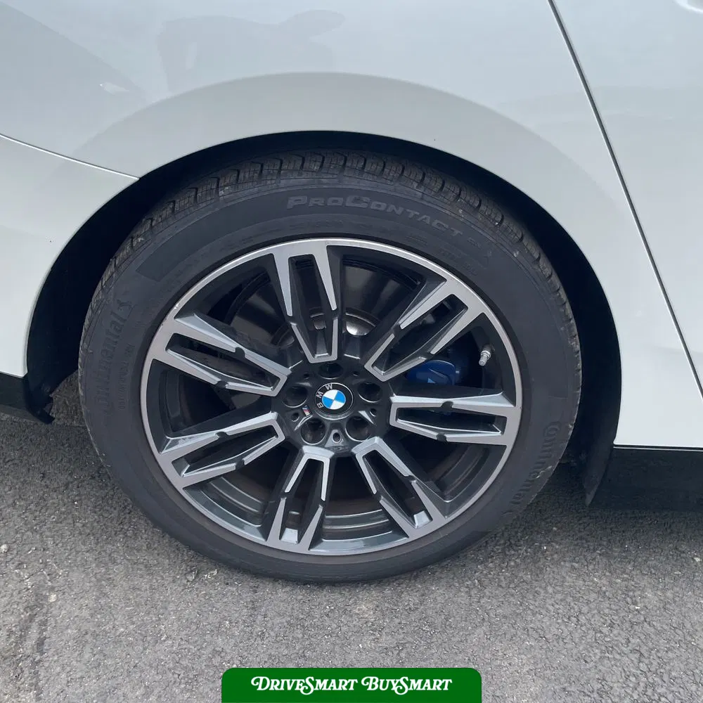 2025 BMW 5-Series 540i xDrive