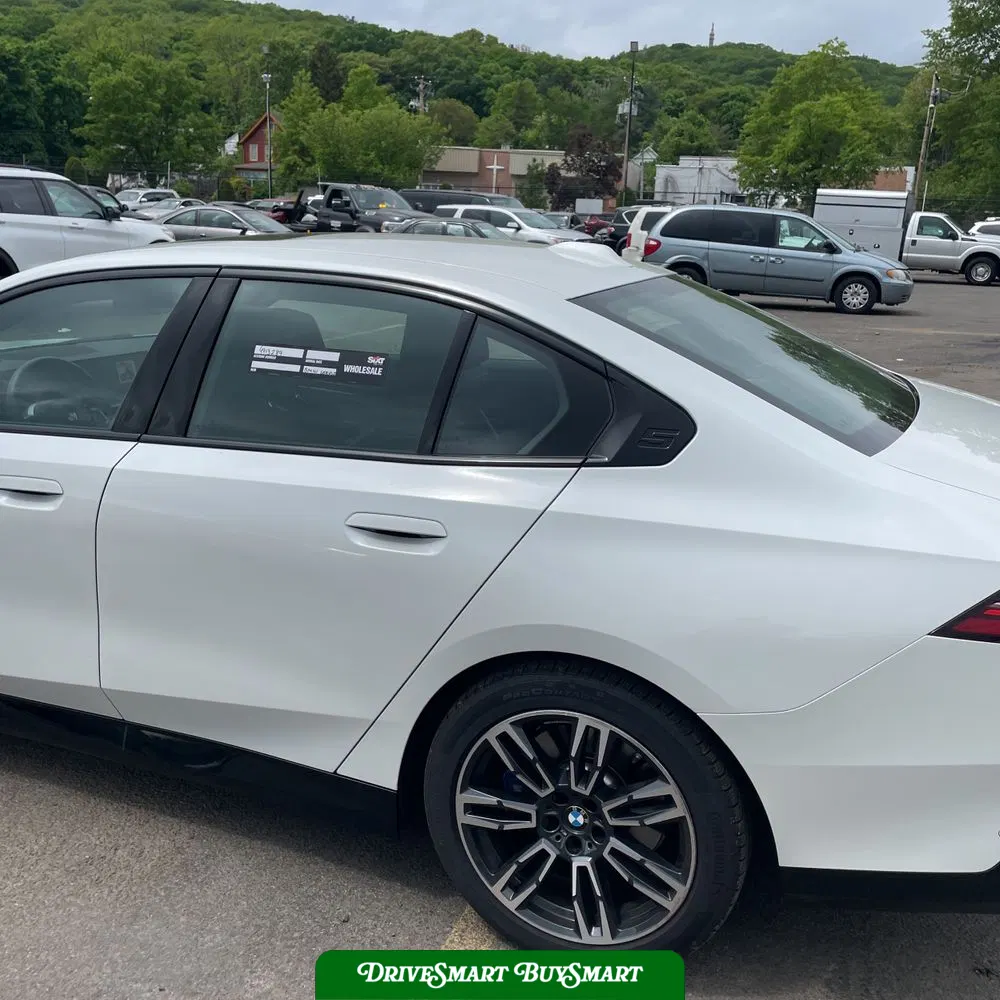 2025 BMW 5-Series 540i xDrive