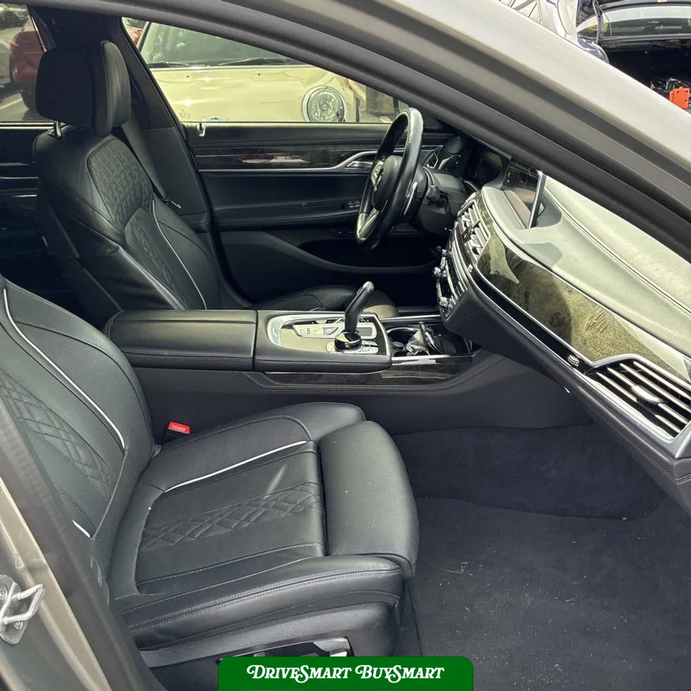 2022 BMW 7-Series 750xi