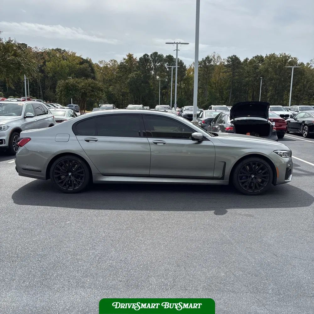 2022 BMW 7-Series 750xi