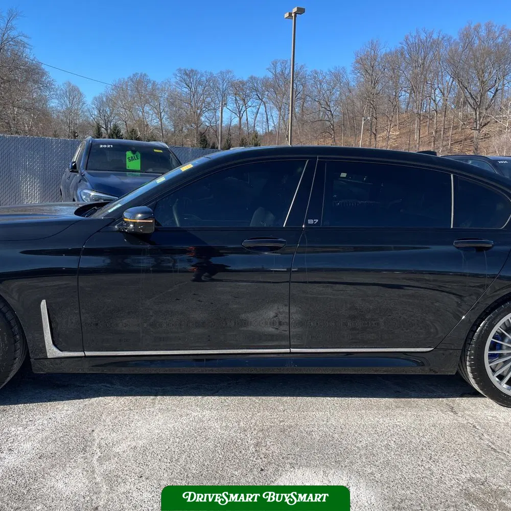 2022 BMW 7 Series ALPINA B7 xDrive