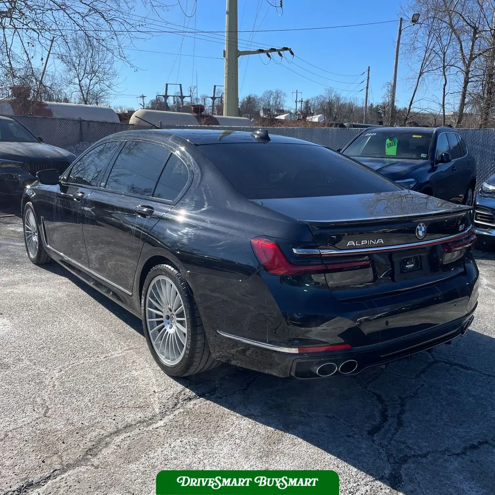 2022 BMW 7 Series ALPINA B7 xDrive