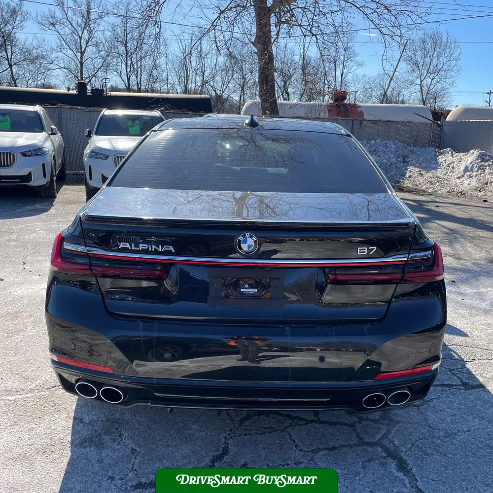 2022 BMW 7 Series ALPINA B7 xDrive
