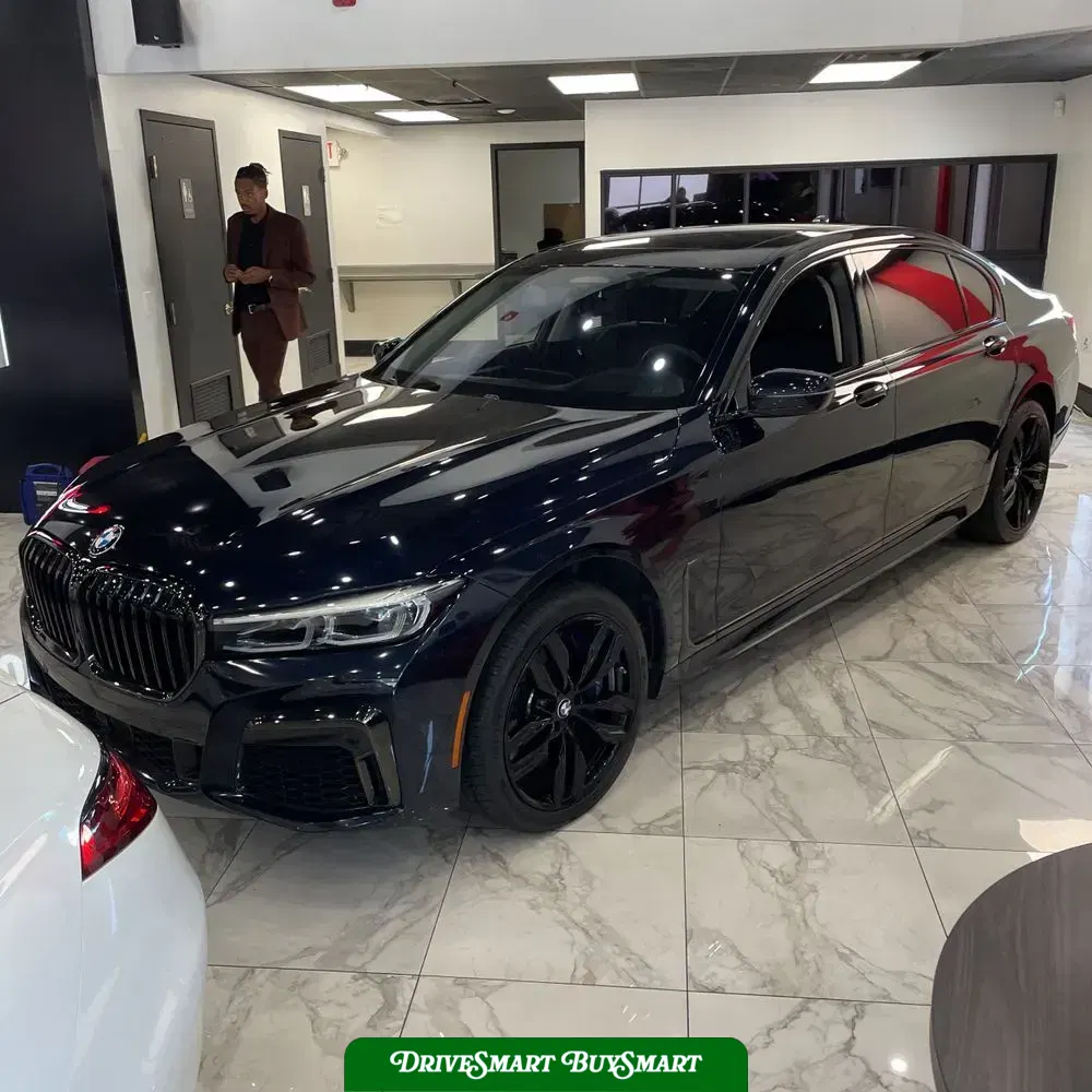 2022 BMW 7-Series M760xi