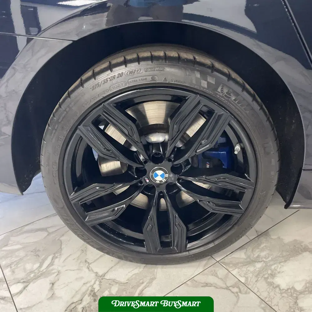2022 BMW 7-Series M760xi