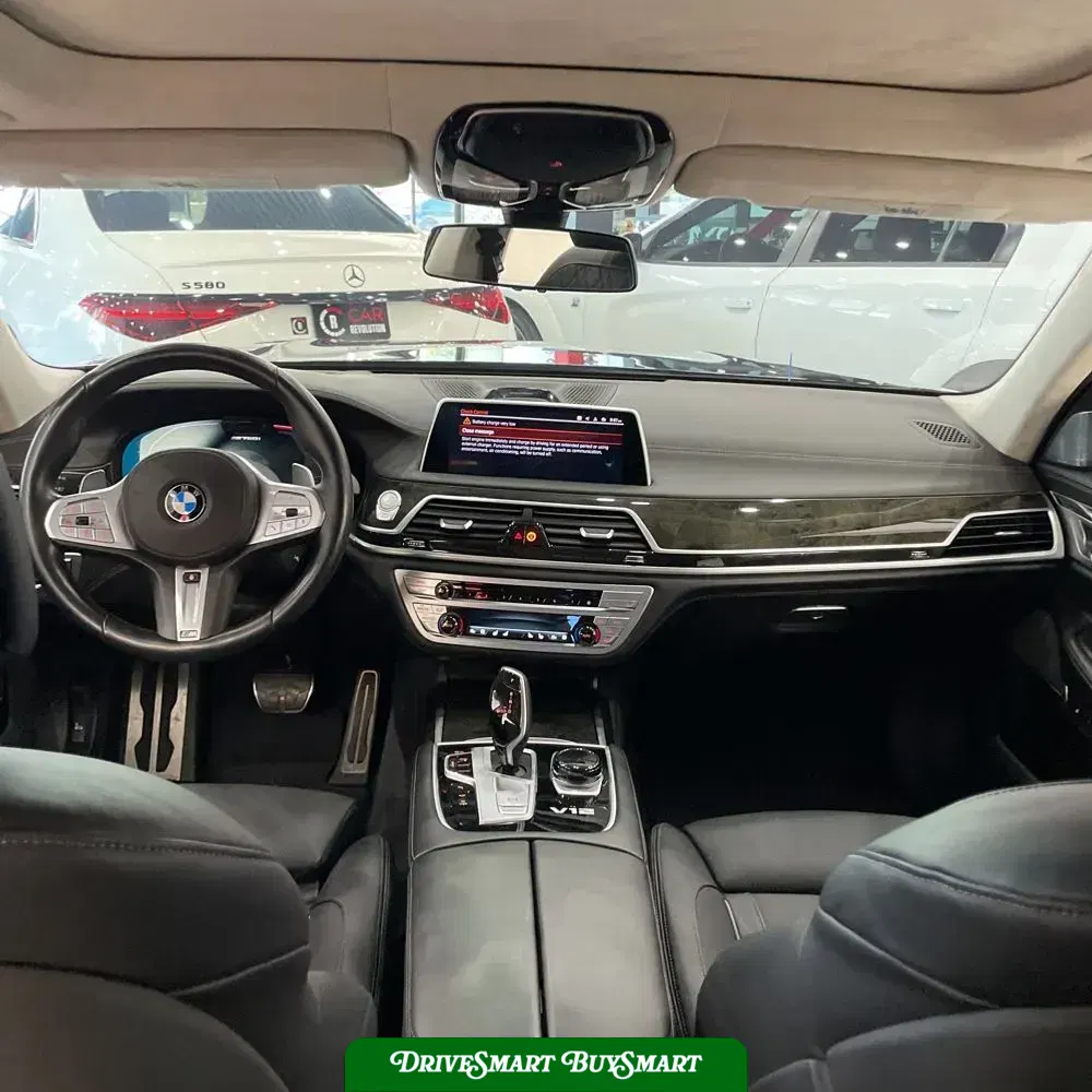 2022 BMW 7-Series M760xi