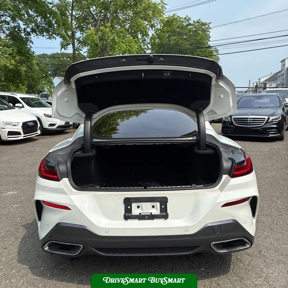2022 BMW 8-Series 840i